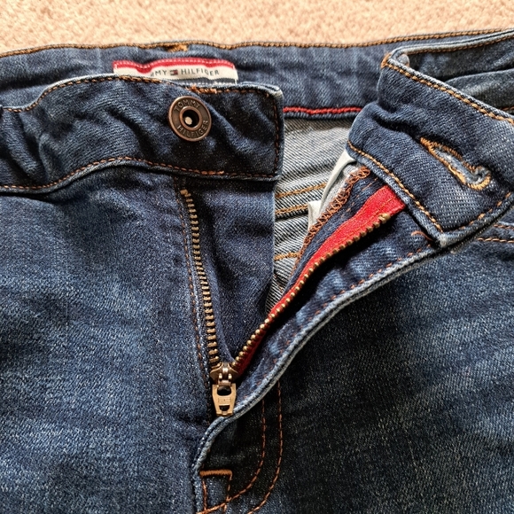 Tommy Hilfiger Denim Shorts Women's Size 6 Blue Stretch Jean Shorts - Picture 5 of 13